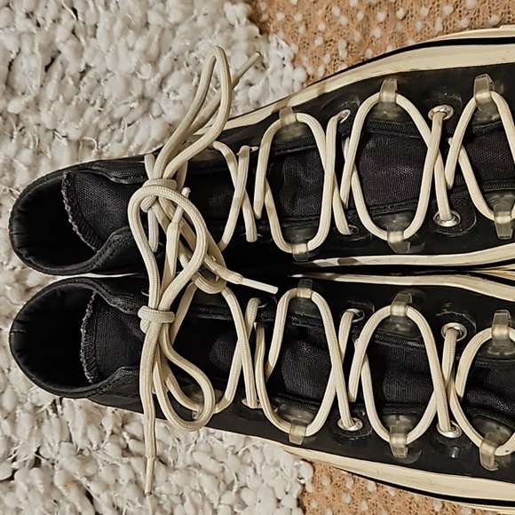 Converse Sneakers - Picture 4 of 15